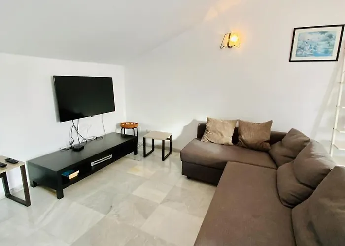 Apartment Con Piscina En Rosas De Capistrano