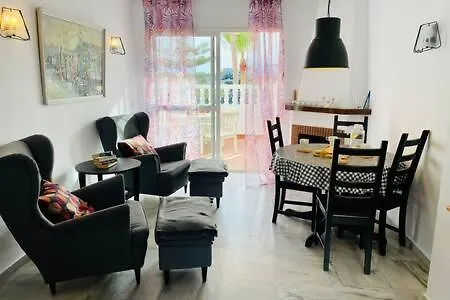 Con Piscina En Rosas De Capistrano Apartment