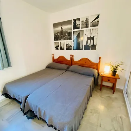 Apartment Con Piscina En Rosas De Capistrano