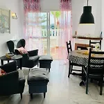 Con Piscina En Rosas De Capistrano Apartment